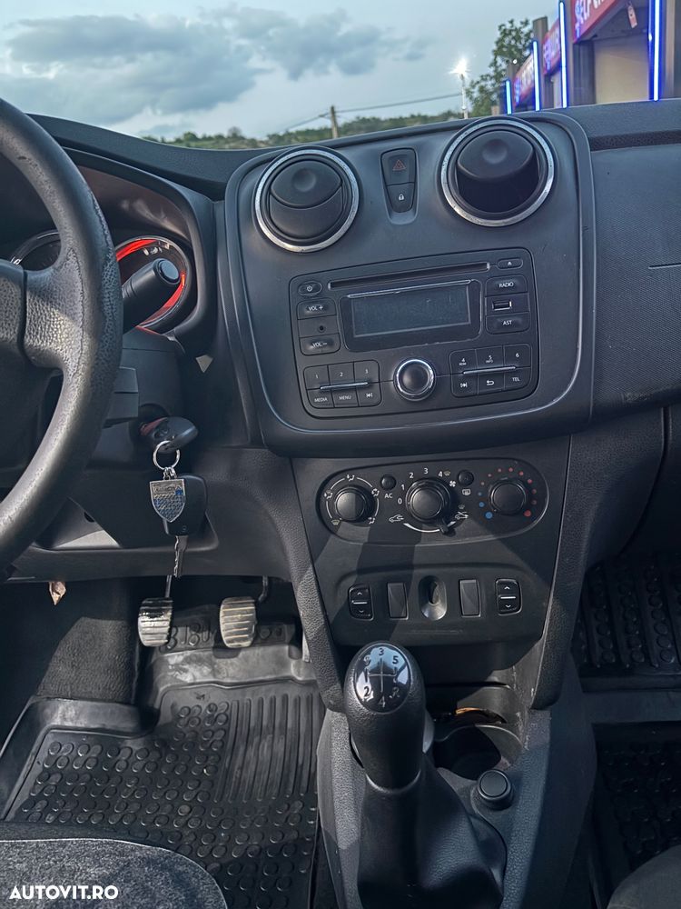 Dacia Logan 1.5 75CP Ambiance - 12