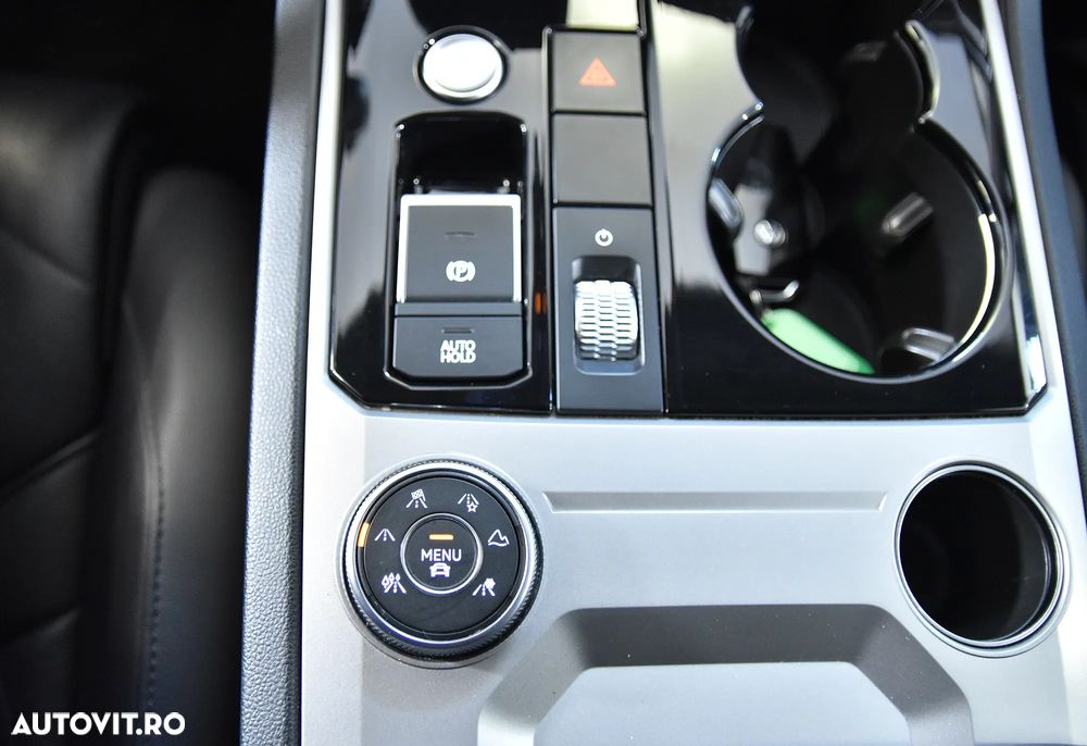 Volkswagen Touareg - 18