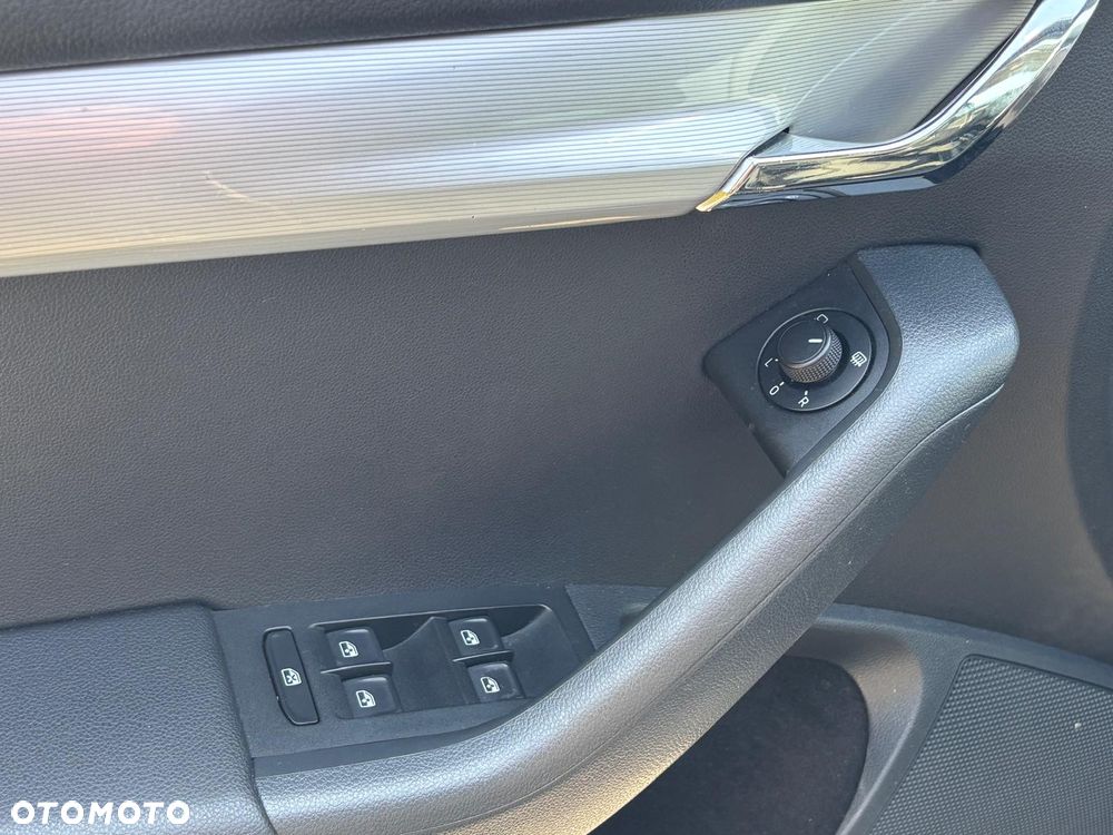 Skoda Octavia 2.0 TDI 4x4 DSG L&K - 9