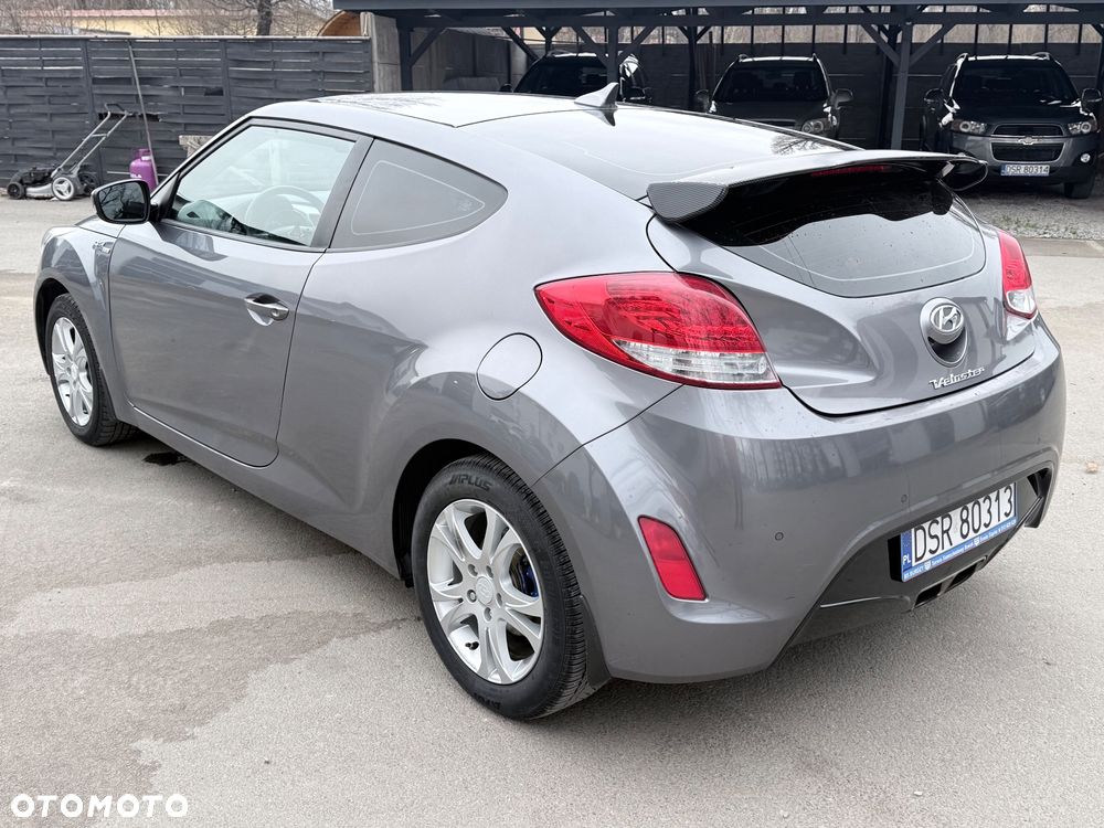 Hyundai Veloster 1.6 blue Style - 14