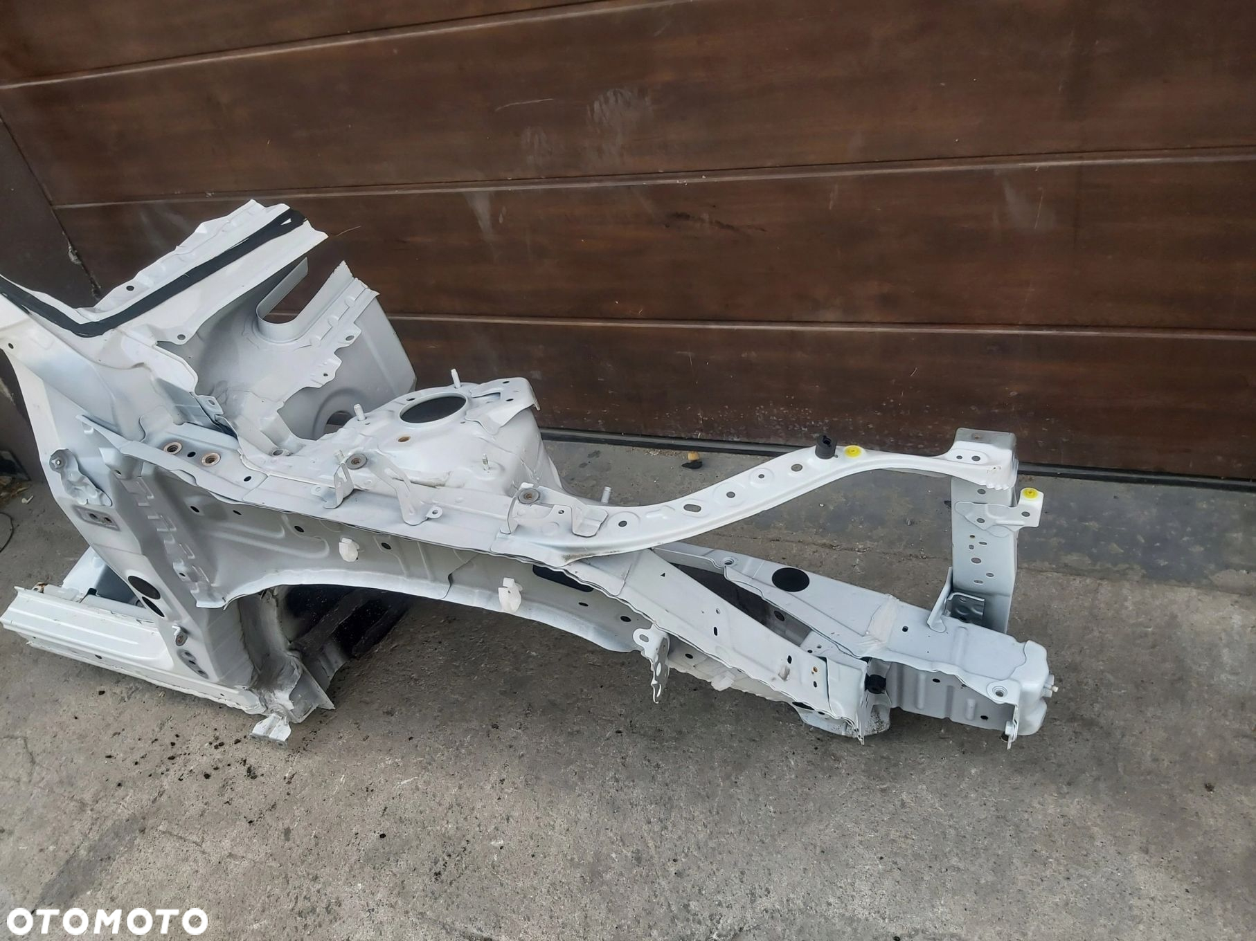 Toyota RAV4 V 2,5 podłużnica ćwiartka prawa przód słupek A - 9