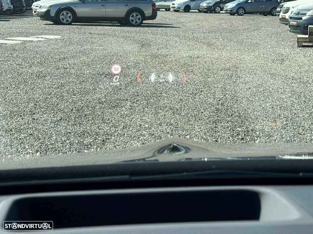 Mercedes-Benz CLA 250 - 46