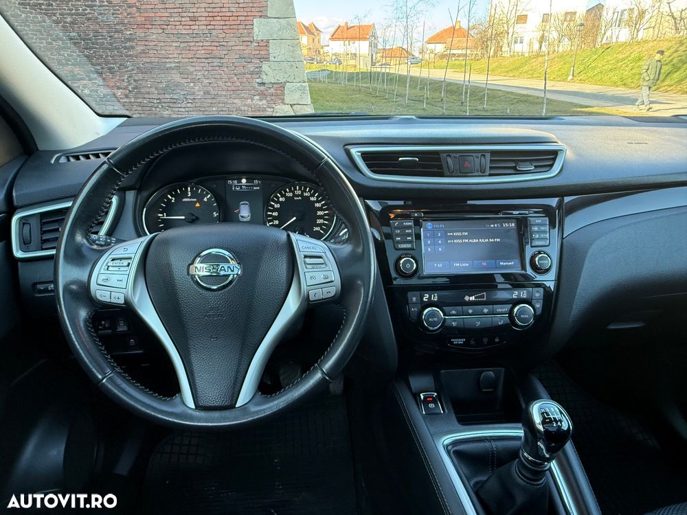 Nissan Qashqai 1.6 DCI ALL-MODE 4x4i TEKNA+ - 25