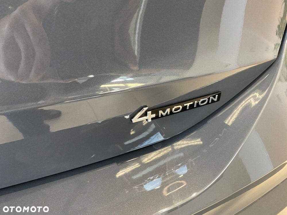 Volkswagen Tiguan - 5