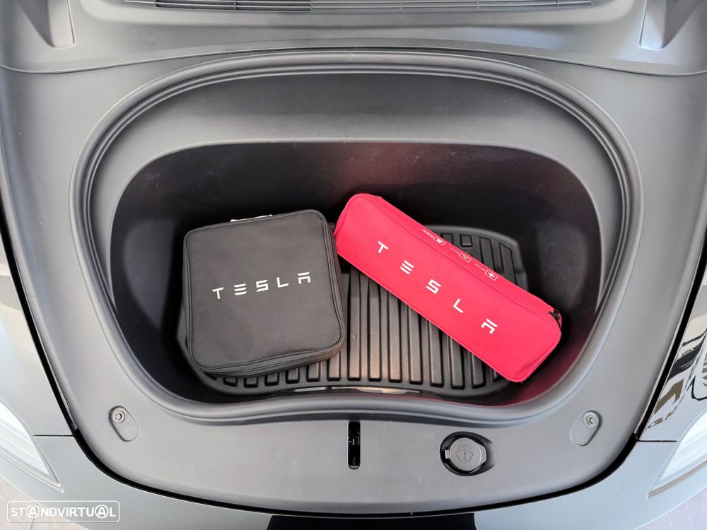Tesla Model 3 Tração Traseira Premium - 25