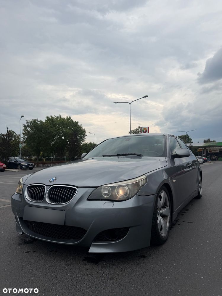 BMW Seria 5 525d - 2