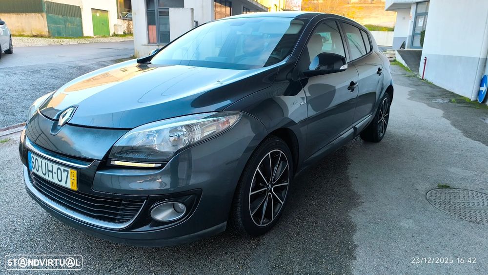 Renault Mégane ENERGY dCi 110 Start & Stop Bose Edition - 4