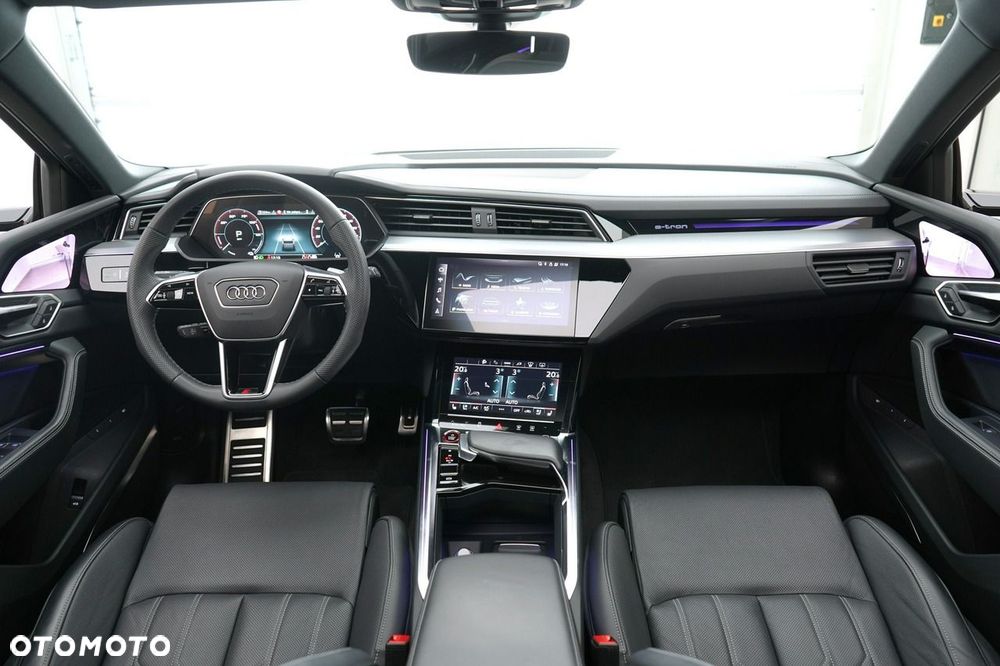Audi SQ8 e-tron - 27