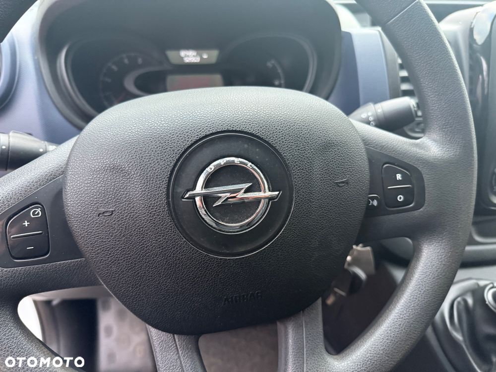 Opel VIVARO - 27