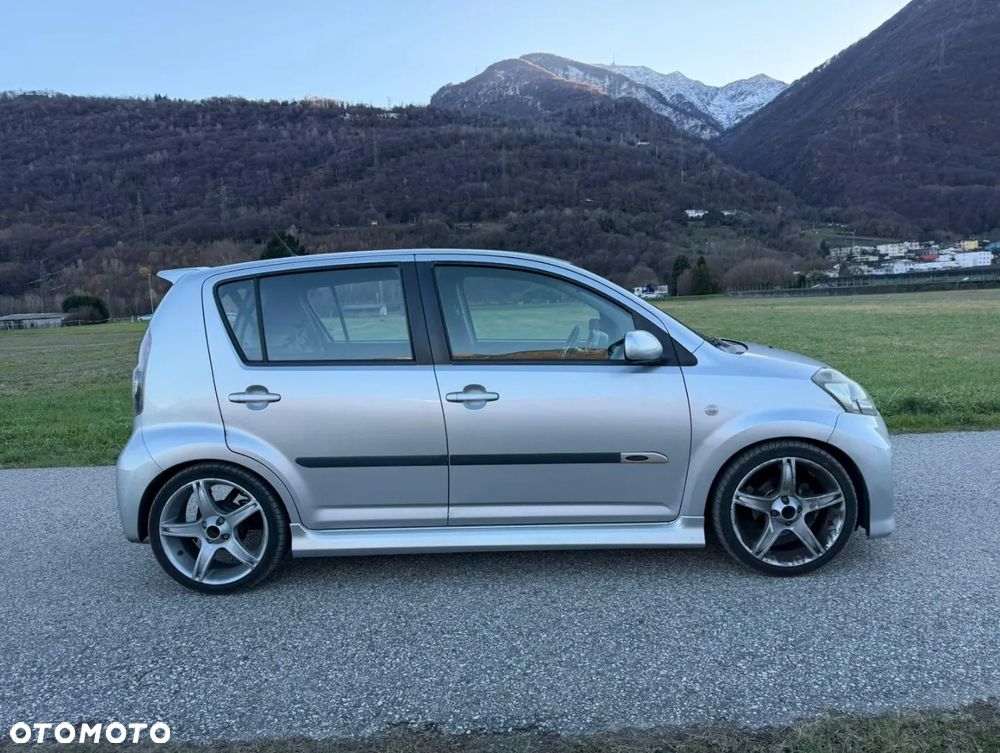 Daihatsu Sirion 1.5 S - 4