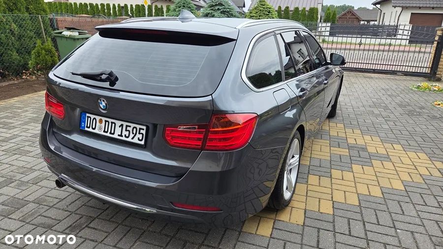 BMW Seria 3 320d Efficient Dynamics Edition Sport Line - 2