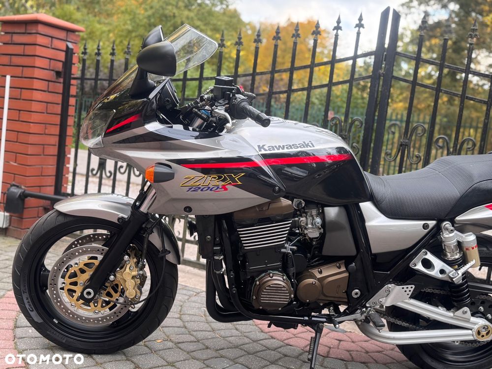Kawasaki ZXR - 19