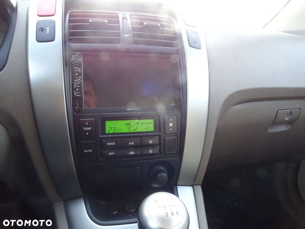 Hyundai Tucson 2.0 CRDi 4WD GLS - 10