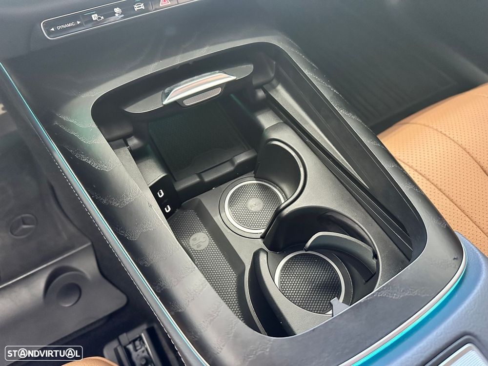 Mercedes-Benz E 300 e 4Matic - 17