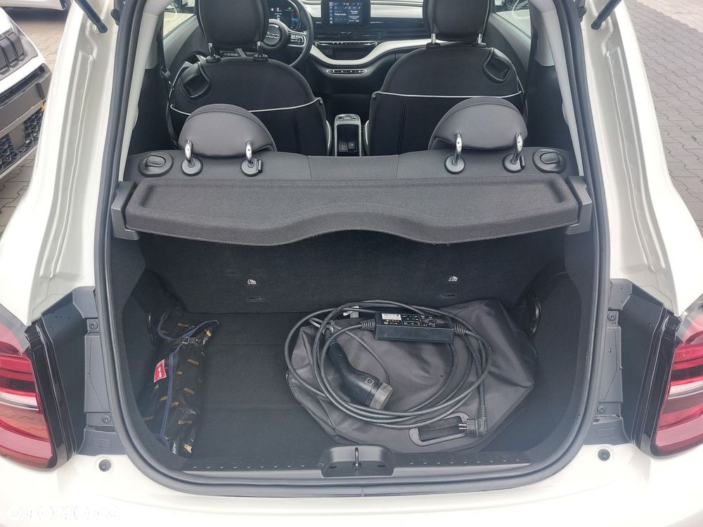 Fiat 500e - 9