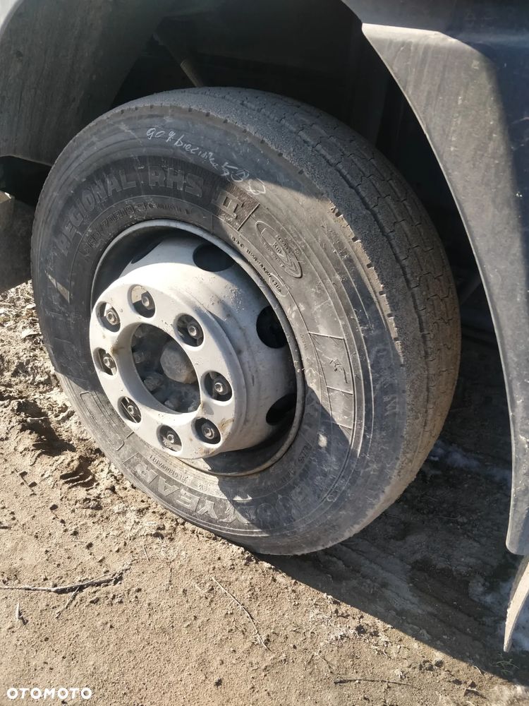 koło kpl. felga 8.25”, opona zimowa Good Year 305/70 R19.5 - 2