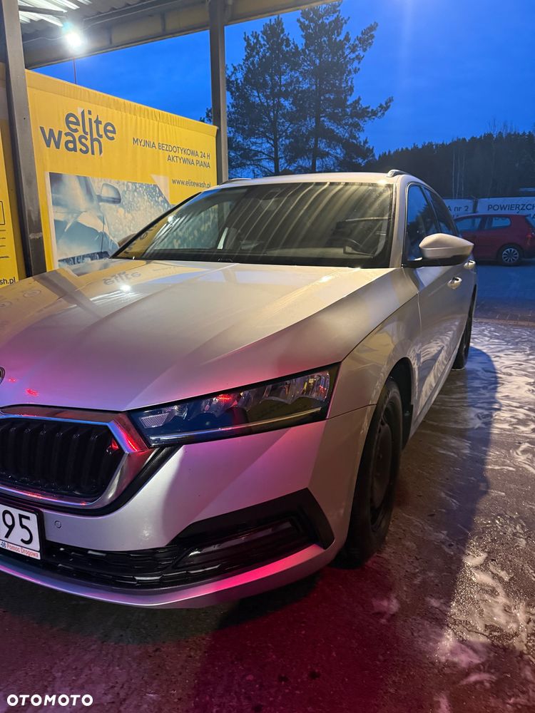 Skoda Octavia 2.0 TDI SCR Ambition DSG - 7
