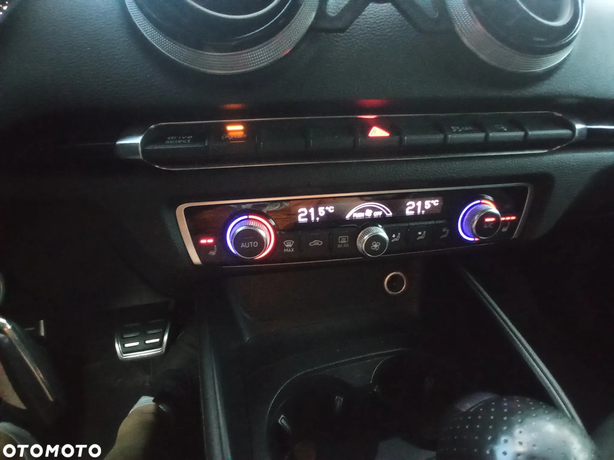 Audi A3 Limousine 1.4 TFSI cylinder on demand ultra Str S line Sportpaket - 23