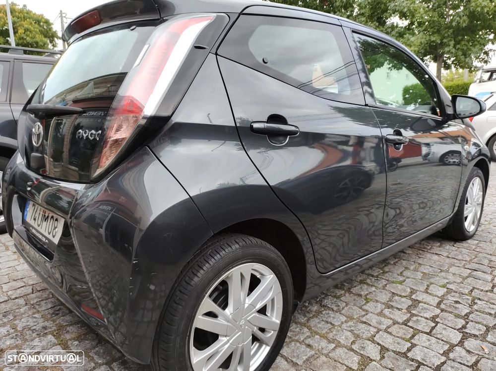 Toyota Aygo 1.0 X-Play Plus+X-Touch - 11