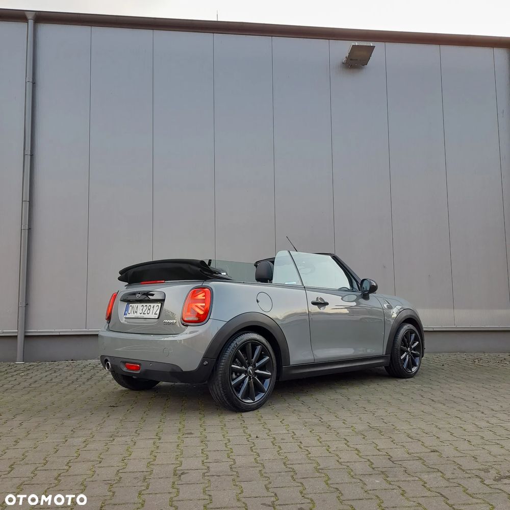 MINI Cooper Sidewalk Edition - 13