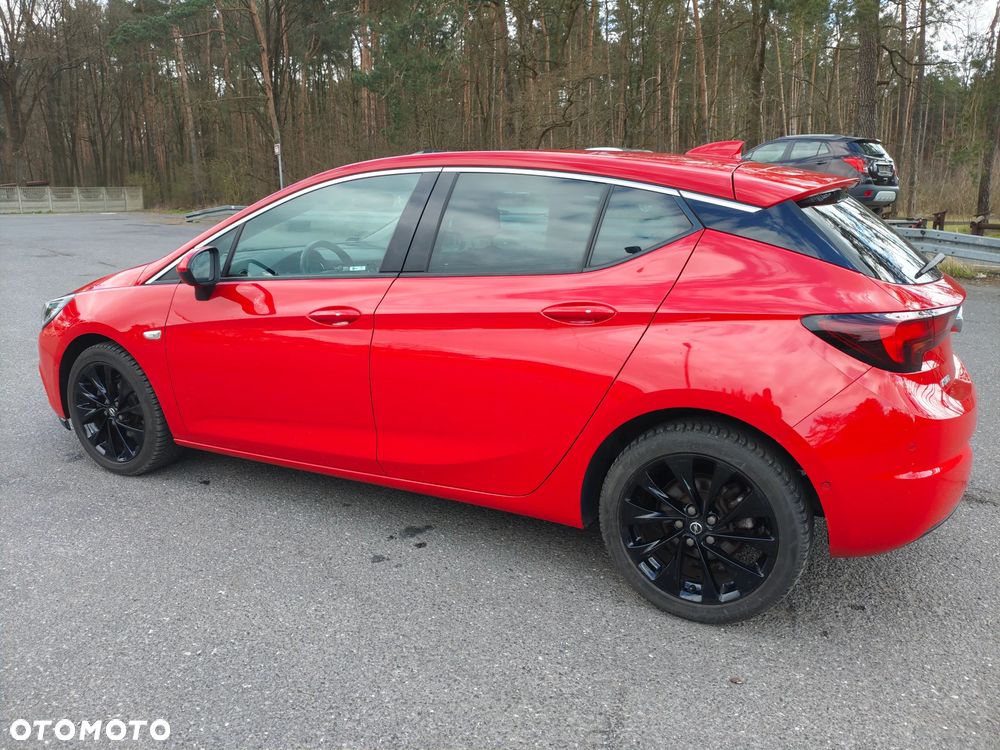 Opel Astra 1.4 T Elite - 11