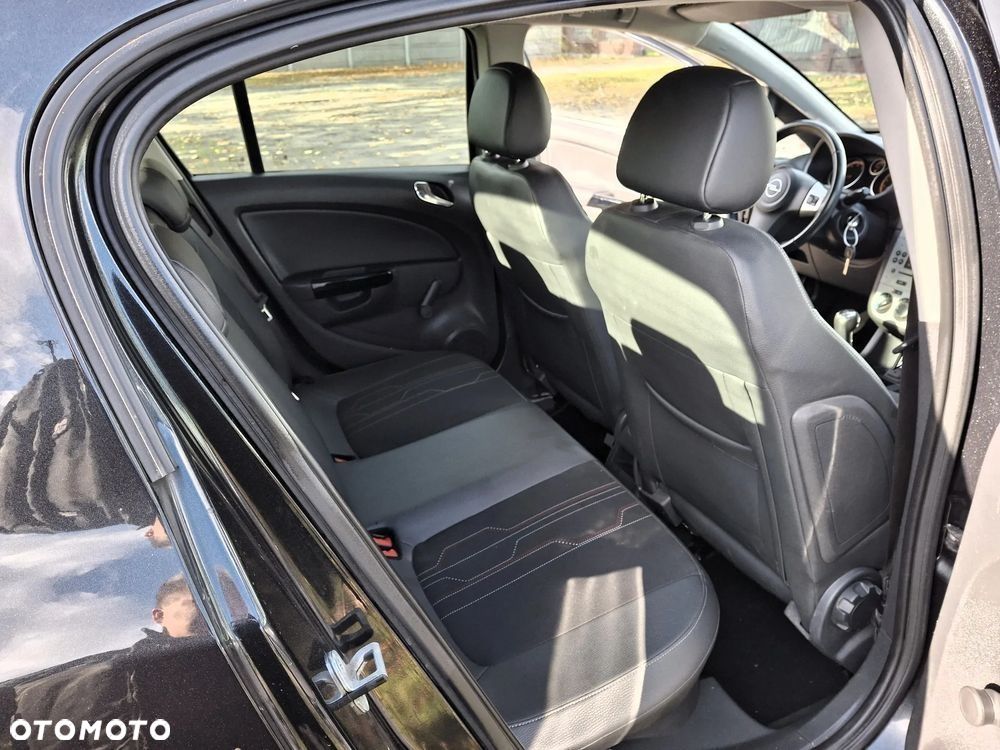 Opel Corsa 1.4 16V 150 Jahre - 9