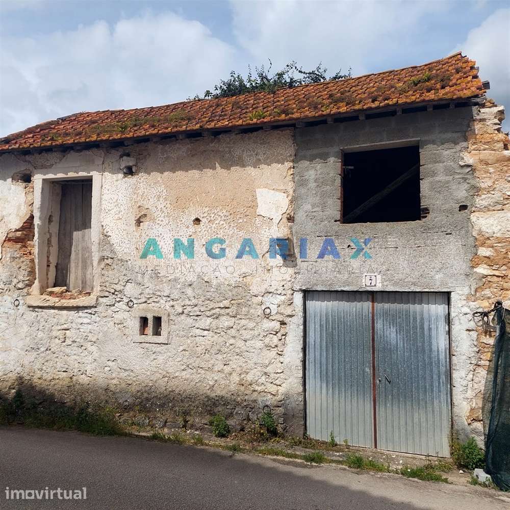 ANG1369 - Arrecadação para Venda em Juncal, Porto de Mós - Grande imagem: 2/9