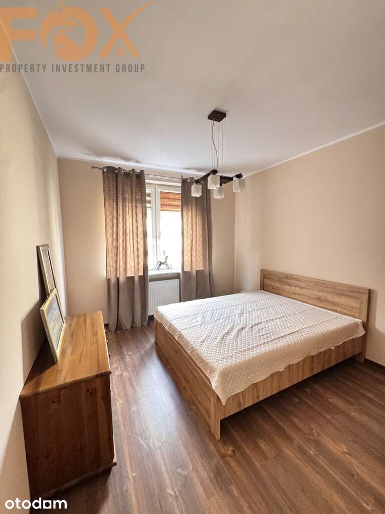 Spacious 3 rooms apartment- Wola/ Zawiszy street