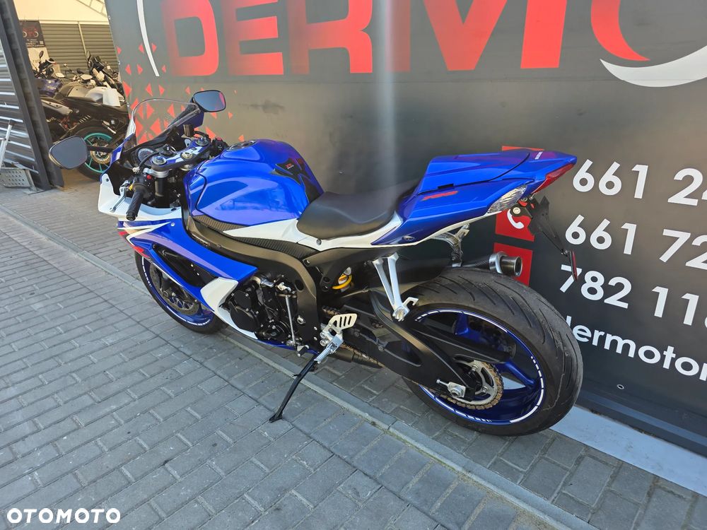 Suzuki GSX-R - 4