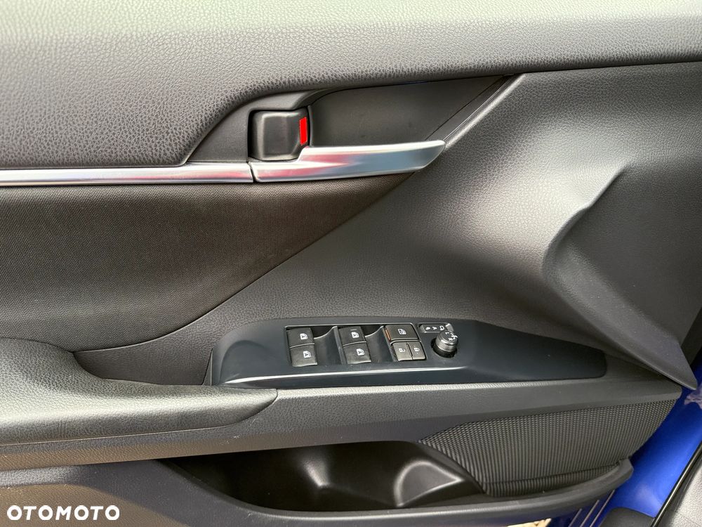 Toyota Camry 2.5 Hybrid Comfort CVT - 17