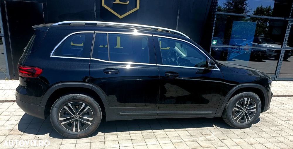 MERCEDES-BENZ GLB 2024 — imagine 14