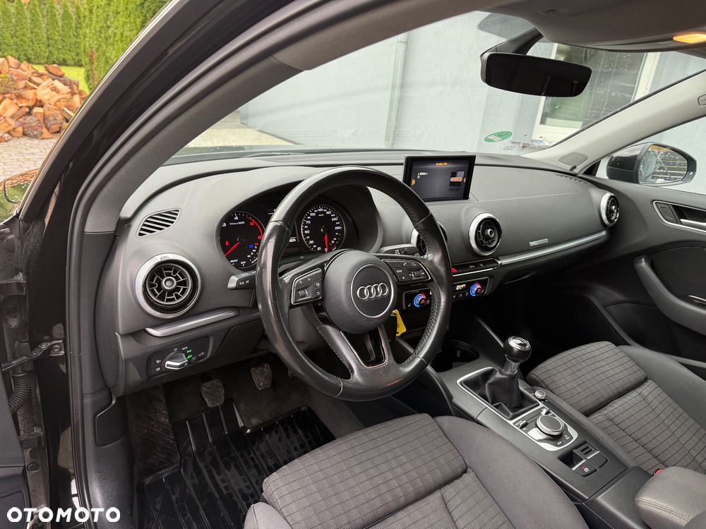 Audi A3 Sportback - 8