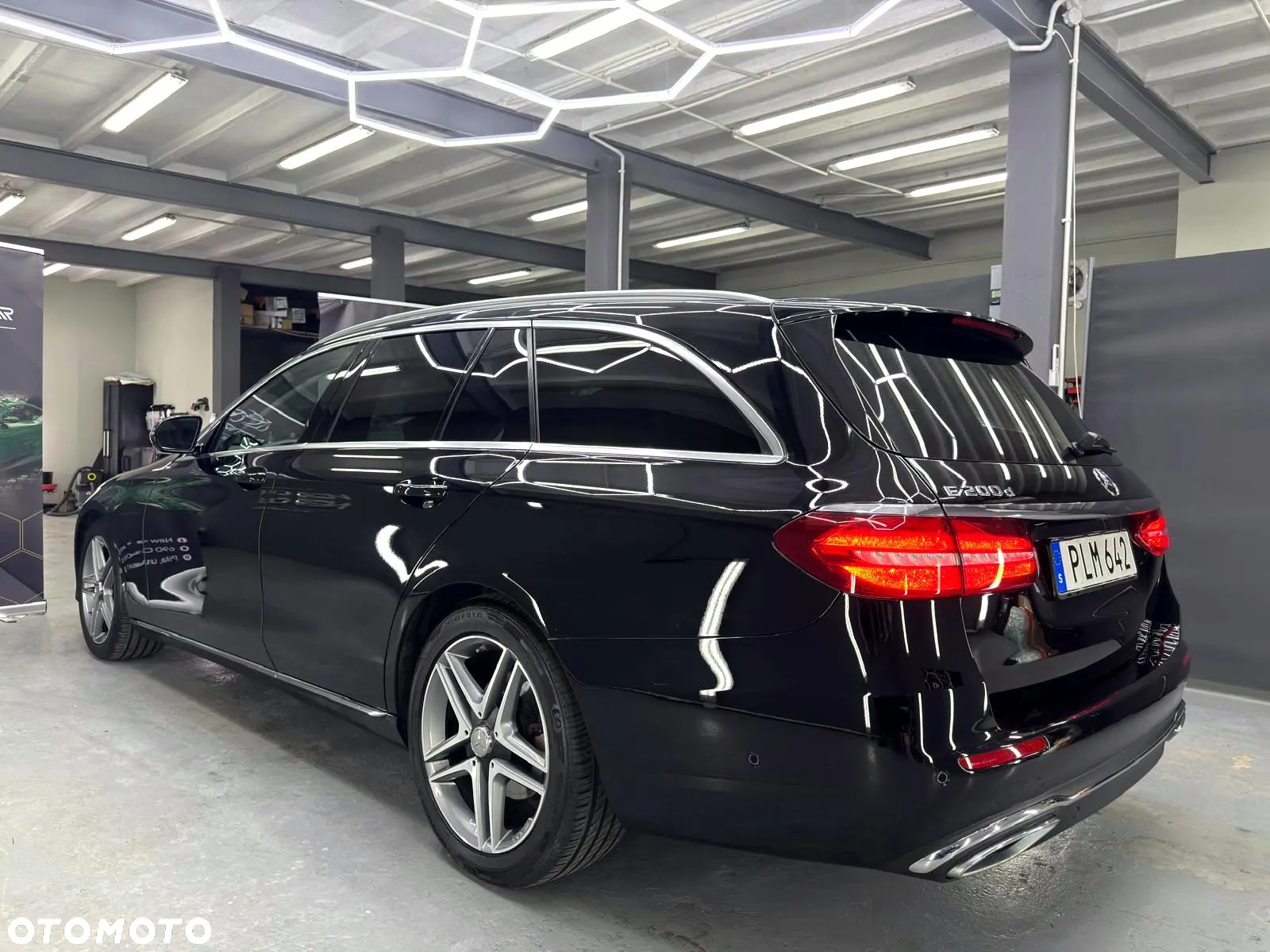 Mercedes-Benz Klasa E 220 d T 9G-TRONIC Avantgarde - 7