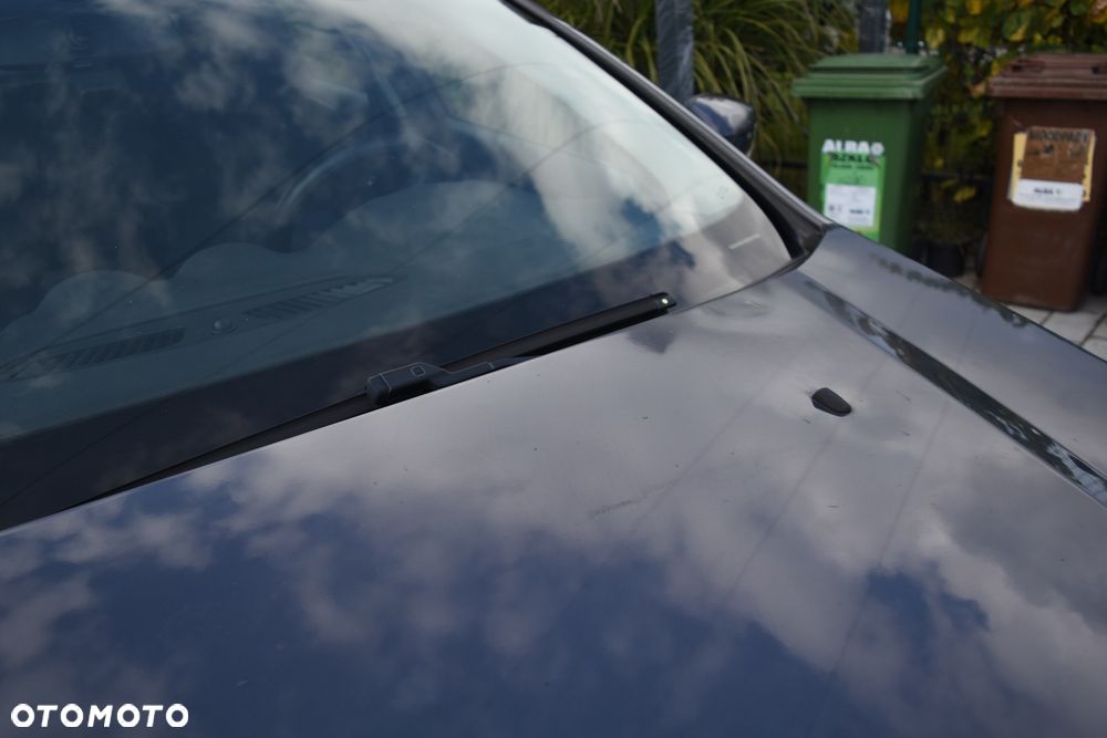 Ford Mondeo - 32