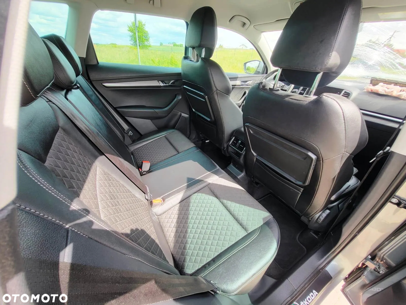 Skoda Karoq 1.5 TSI Style - 10