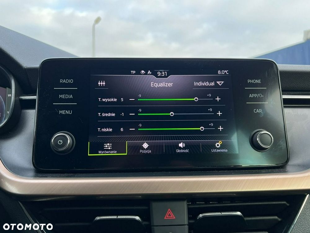 Skoda Kamiq 1.0 TSI DSG Style - 27