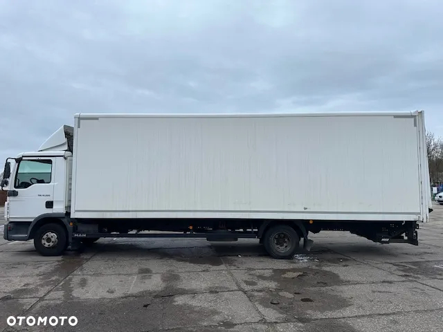 MAN TGL 12.220 - 3