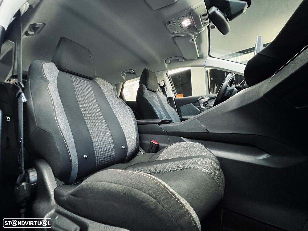 Peugeot 3008 1.6 BlueHDi Active - 39