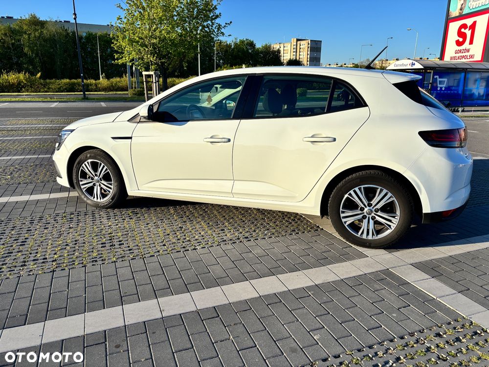 Renault Megane 1.5 Blue dCi Intens - 10