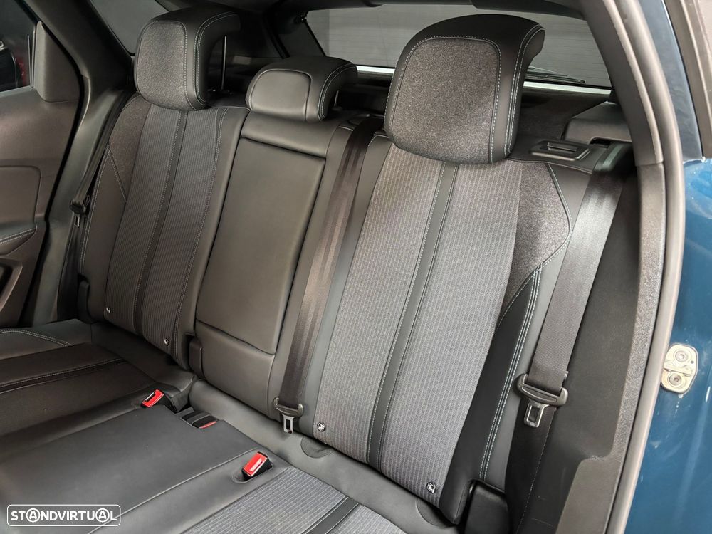 Peugeot 3008 1.5 BlueHDi Allure Pack EAT8 - 20