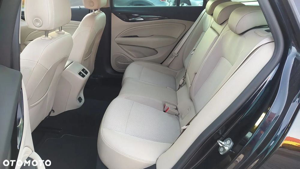 Opel Insignia 2.0 CDTI automatik Innovation - 18