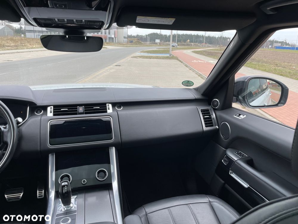 Land Rover Range Rover Sport - 31