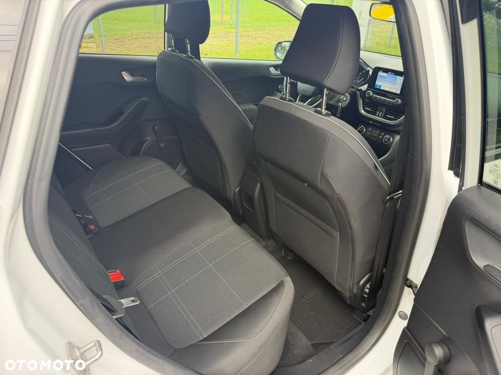 Ford Fiesta - 11