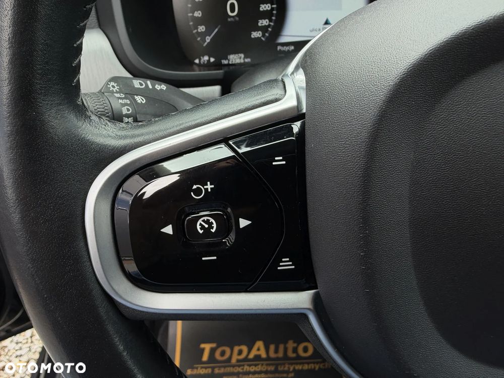 Volvo V90 D3 Geartronic Momentum Pro - 22