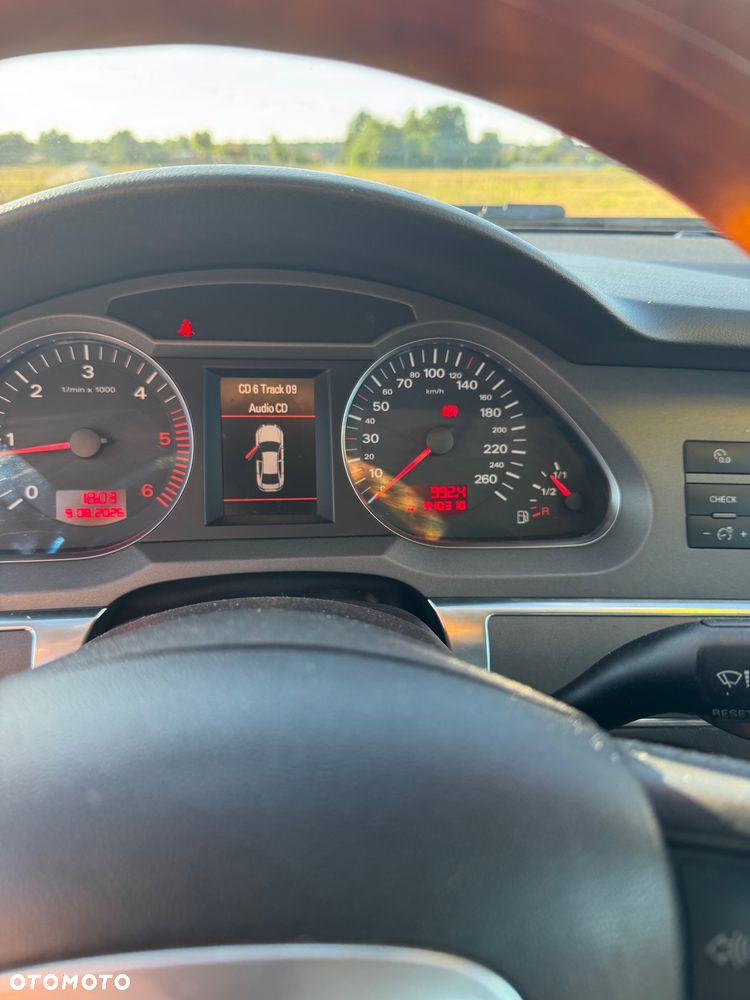 Audi A6 Avant 2.5 TDI - 10
