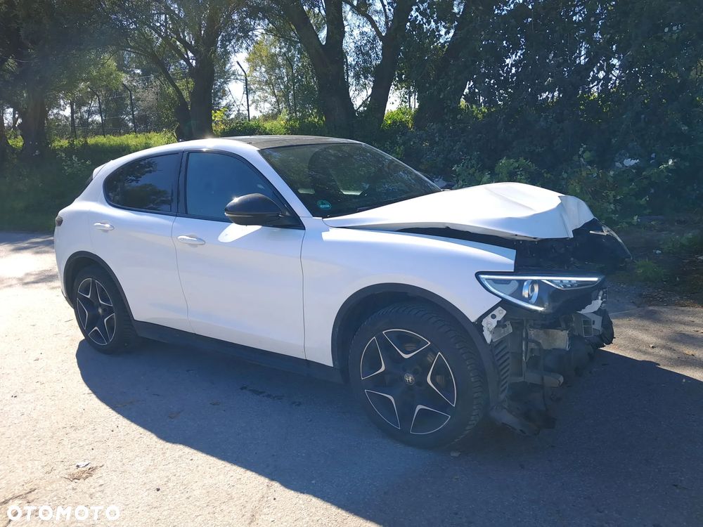 Alfa Romeo Stelvio 2019