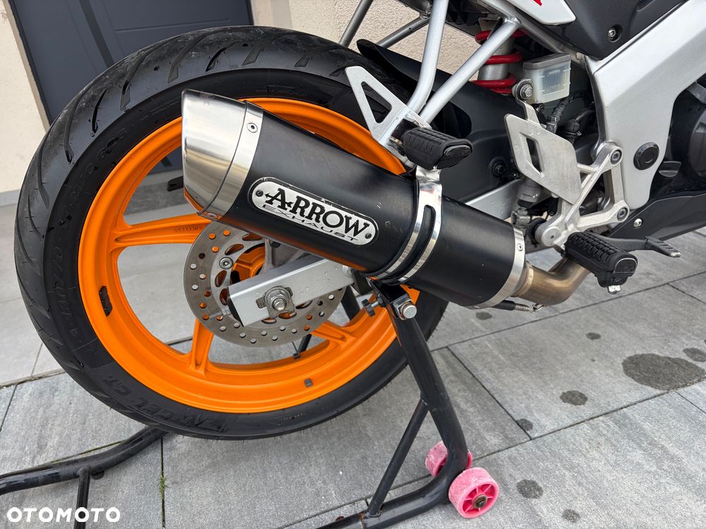 Honda CBR - 8