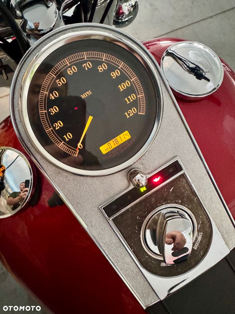 Harley-Davidson Softail Heritage Classic - 11