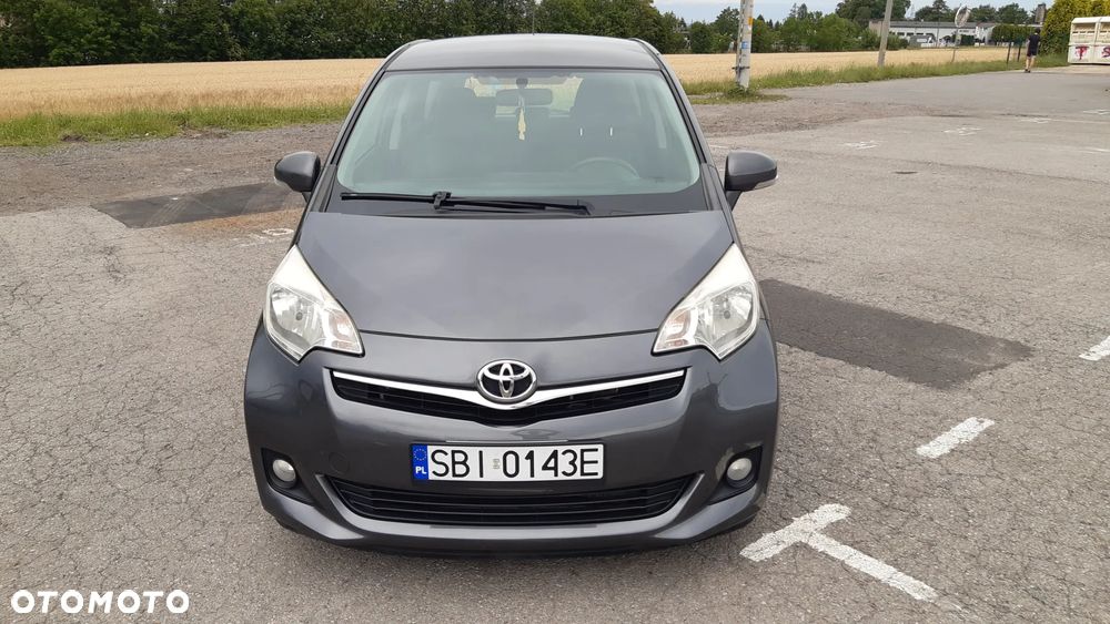 Toyota Verso S 1.4 D-4D Active - 10