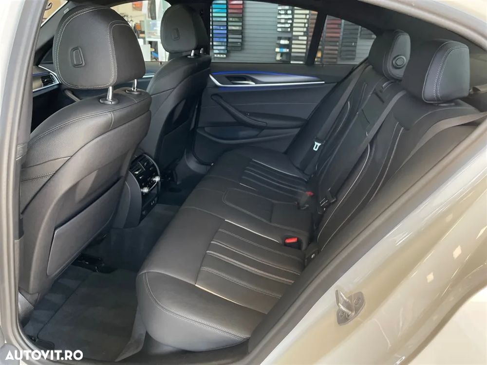 BMW Seria 5 540i xDrive Aut. Sport Line - 19